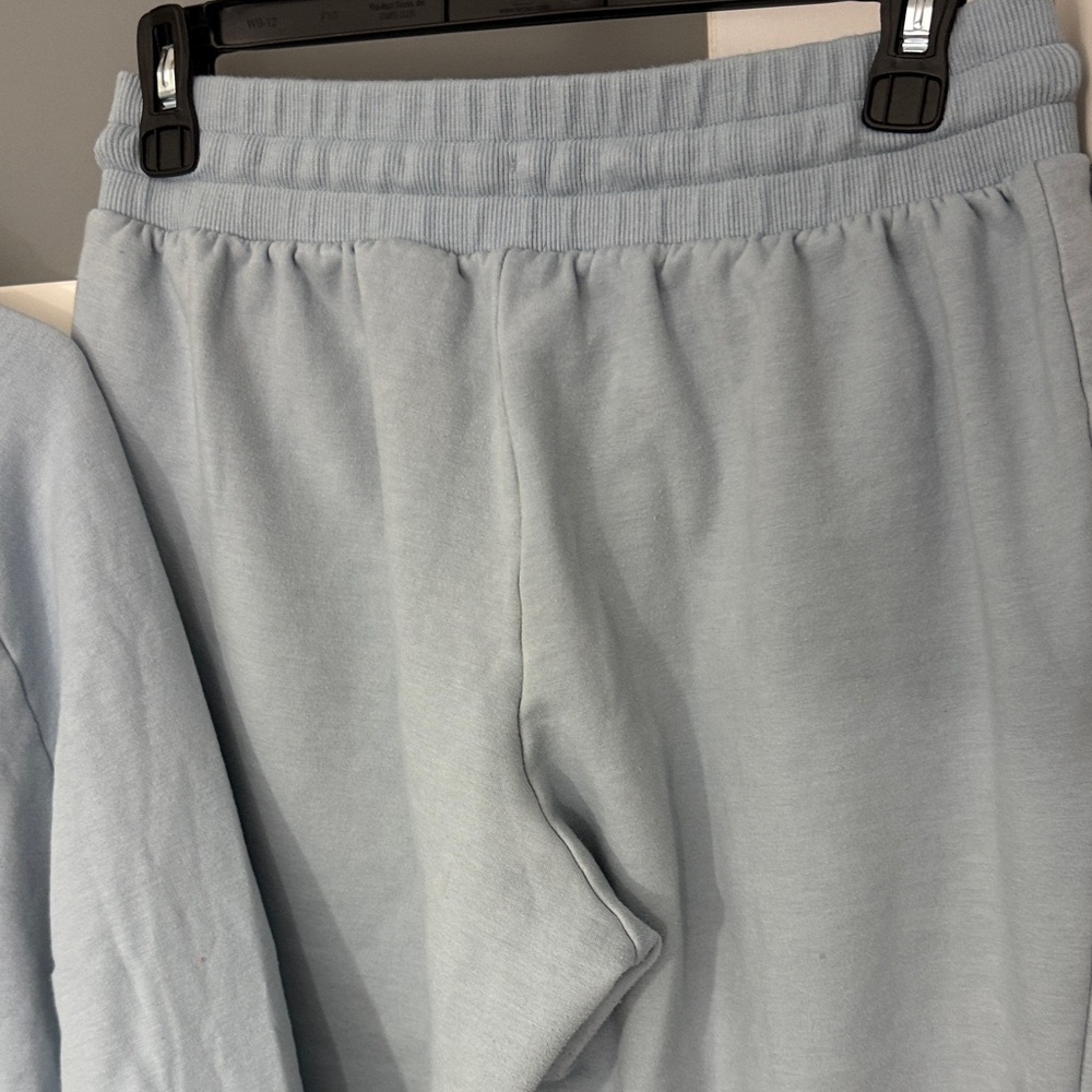 Asics Sky Blue Sweatshirt and Pants - Picture 6 of 9